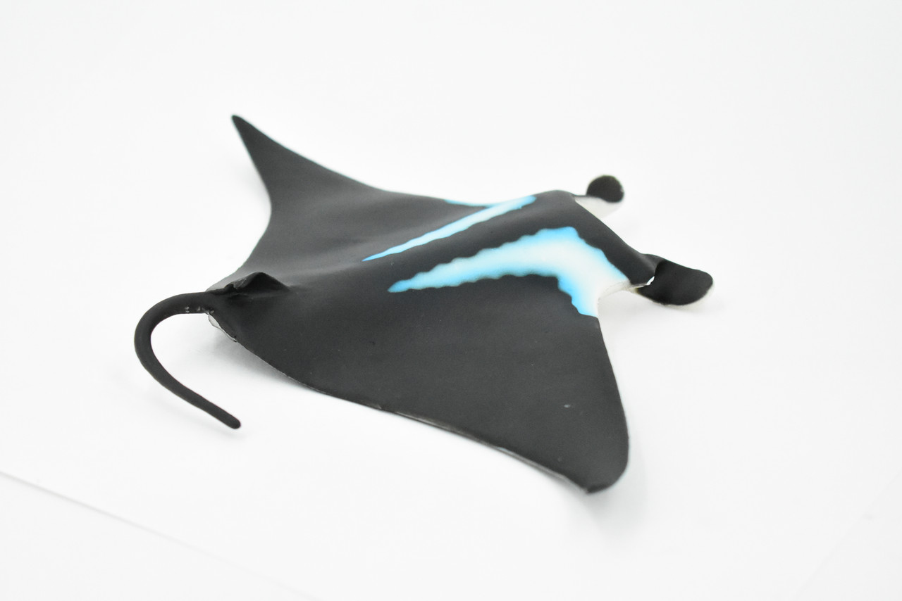 Ray, Manta Ray, Devil Fish, Museum Quality, Hand Painted, Rubber Toy Figure, Realistic  Model, Replica, Kids, Educational, Gift,     9"    CH240 BB121