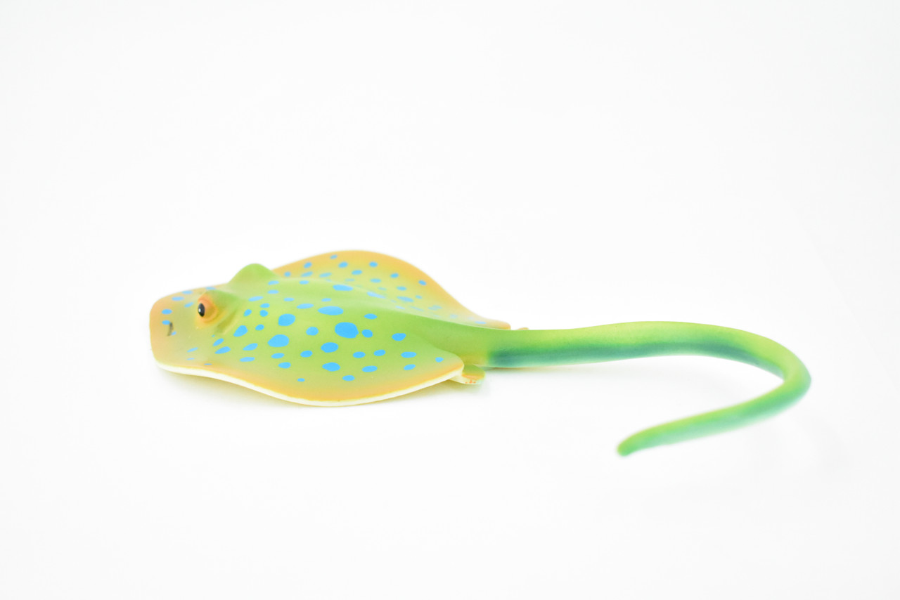 Bluespotted Ribbon tail Ray, Museum Quality, Educational, Rubber Fish, Hand Painted, Realistic Toy Figure, Diorama Model, Kids, Educational, 7 Inches. 