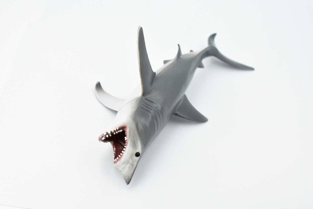 Shark, Great White, G.W. Shark, Museum Quality, Hand Painted, Rubber Fish, Realistic Toy Figure, Model, Replica, Kids, Educational, Gift,       8"      CH353 BB136