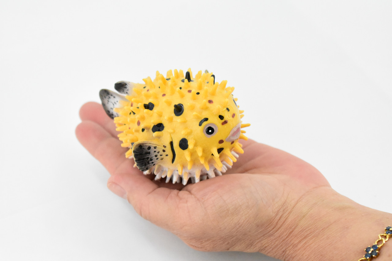Fish, Puffer, Porcupinefish, “Puffers,” Museum Quality, Hand Painted, Rubber Fish, Realistic Toy Figure, Model, Replica, Kids, Educational, Gift,       4"      CH354 BB136