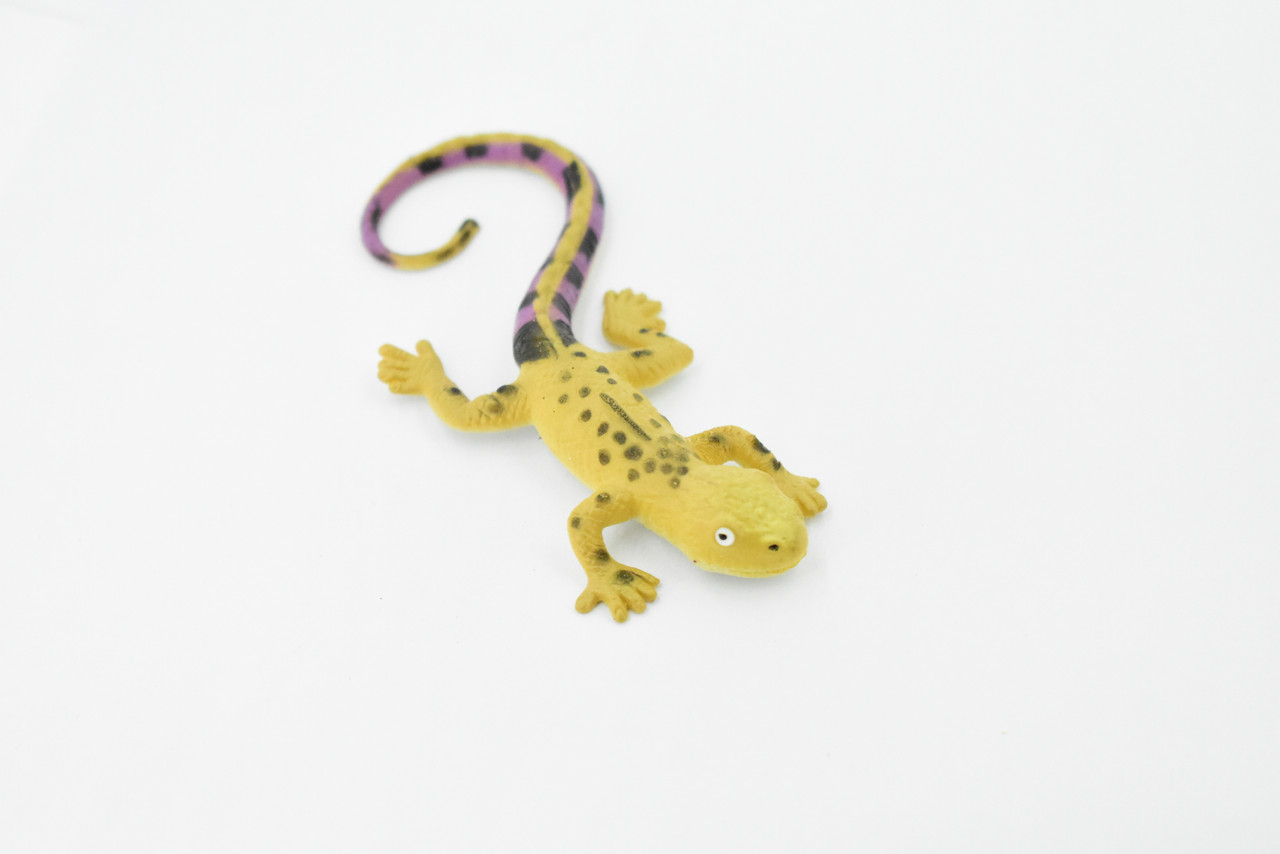 Gecko with Purple Tail, Lizard, Reptile, Soft Stretchy Rubber Toy, Realistic, Rainforest, Figure, Model, Replica, Kids, Educational, Gift   4"     F0113 B13