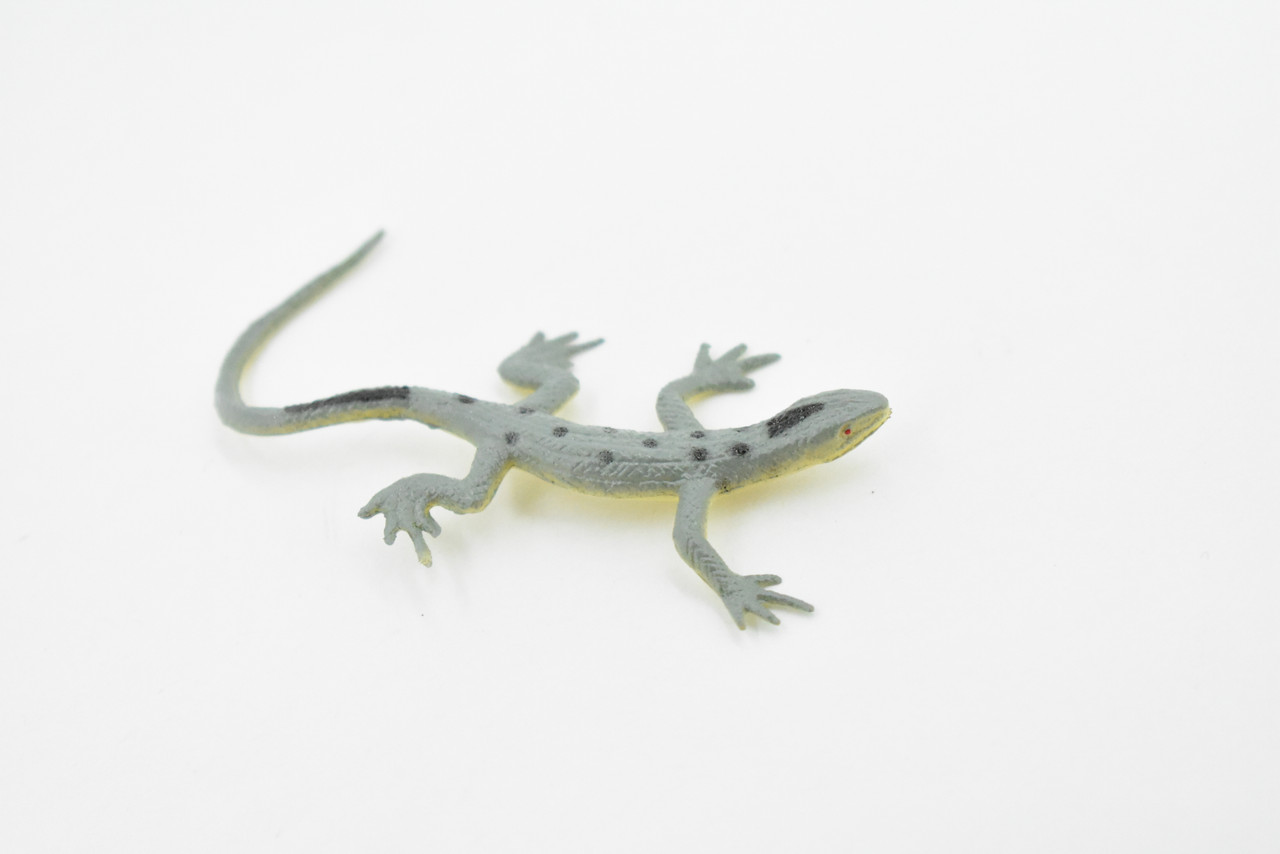 Lizard, Grey Spotted Lizard, Rubber Toy Reptile, Realistic Figure, Model, Replica, Kids, Educational, Gift,    3"    F6062 B380