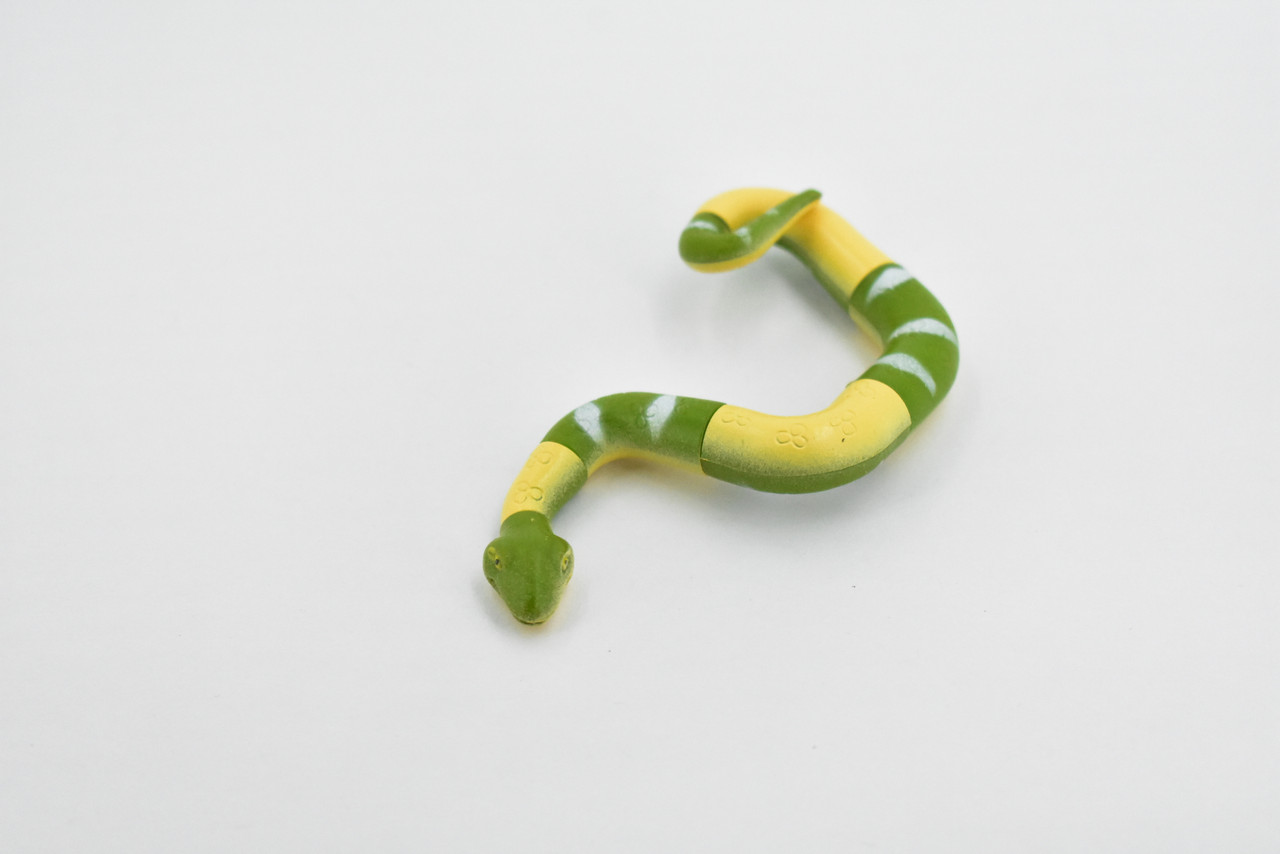 Snake, Green Boa, With Rotating Parts, Plastic Reptile, Educational, Realistic Hand Painted, Figure, Lifelike Model, Figurine, Replica, Gift,    4"      F056 B193