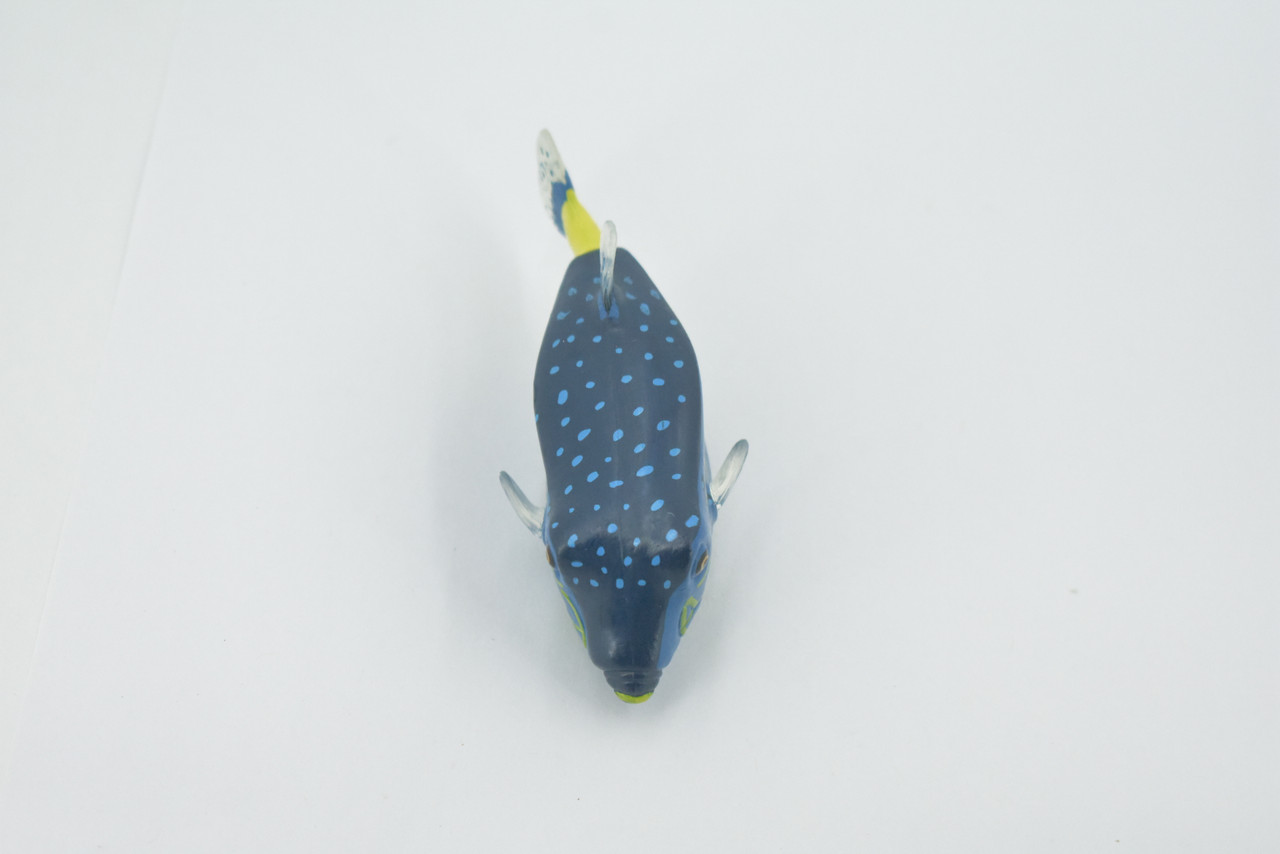 Fish, Box Puffer, Pufferfish, Museum Quality, Hand Painted, Rubber estuarine fish, Realistic, Figure, Model, Replica, Toy, Kids, Educational, Gift,     4"     CH516  BB157 