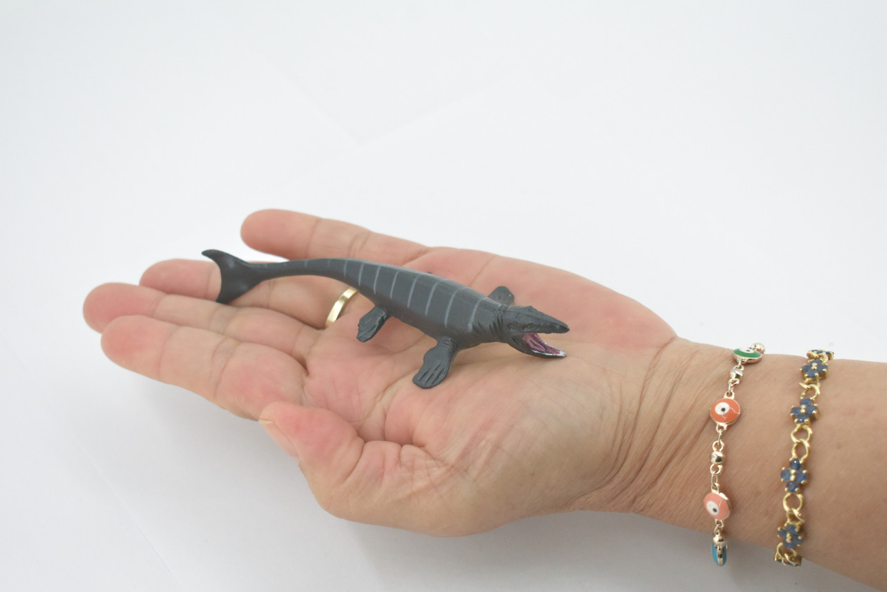 Mosasaurus, Extinct Reptile, Cretaceous, Museum Quality, Hand Painted, Rubber, Realistic Figure, Model, Replica, Toy, Kids, Educational, Gift,     4 1/2"     CH563 BB162