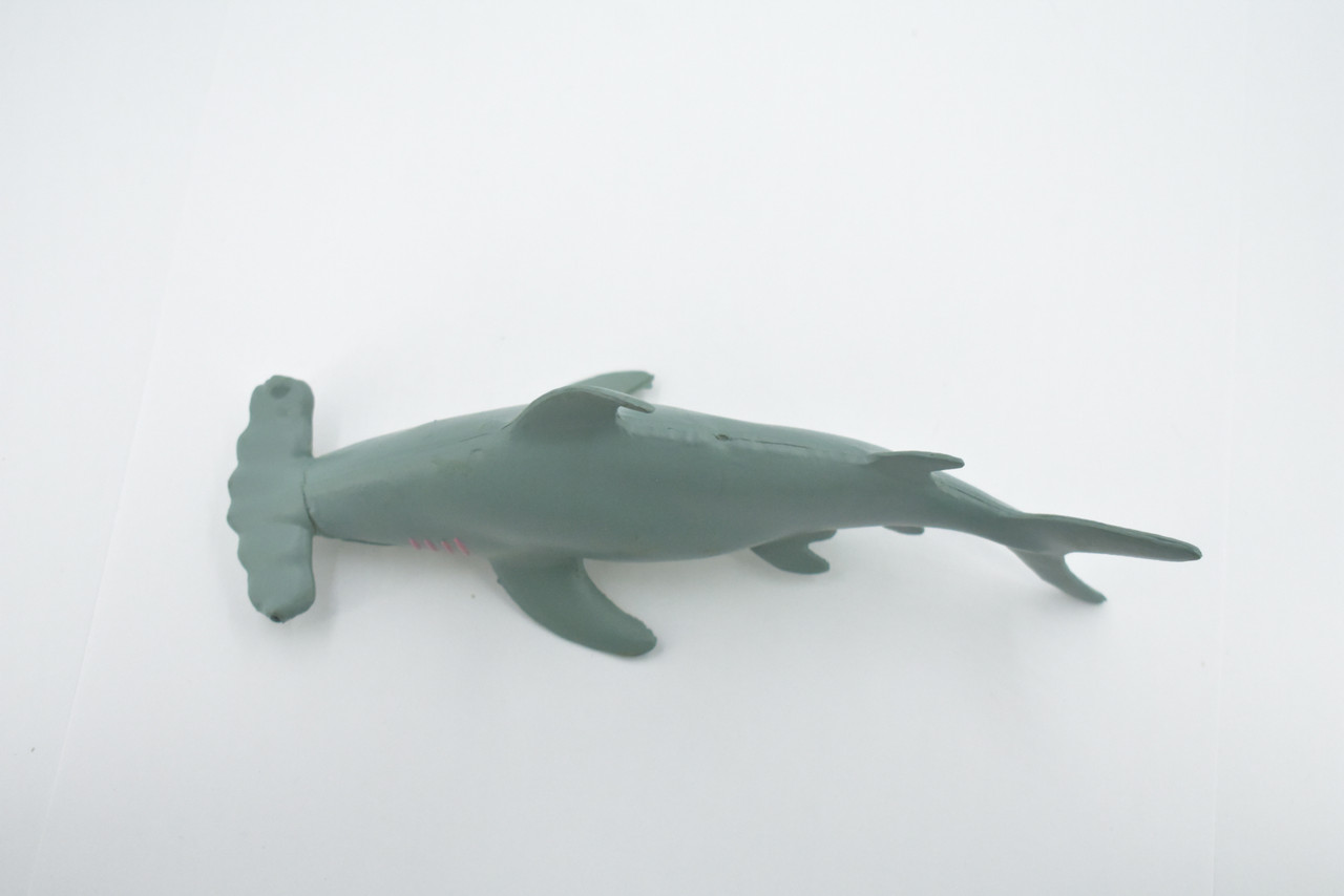 Shark, Scalloped Hammerhead Shark, High Quality, Hand Painted, Realistic, Rubber, Fish, Figure, Model, Toy, Kids, Educational, Gift,        7"       CWG308 B382