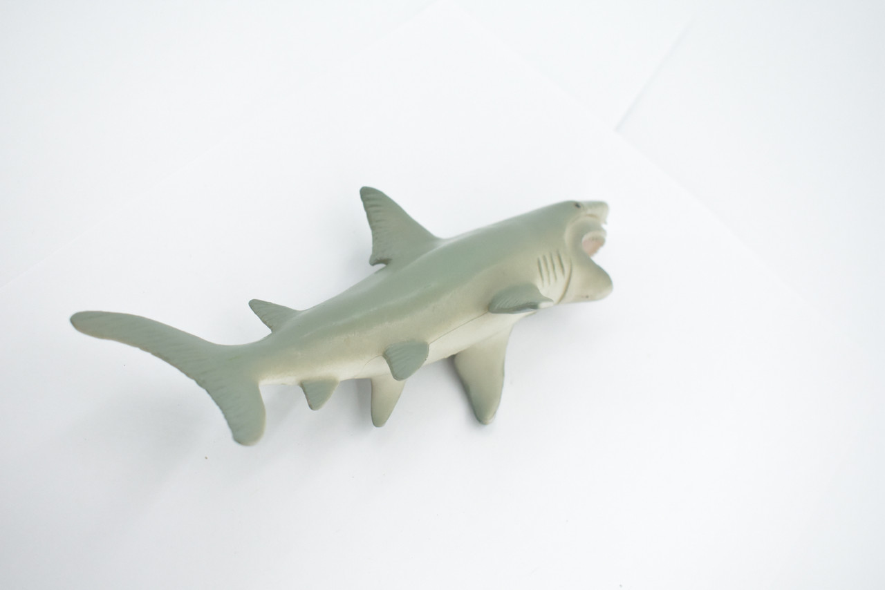 Shark, Great White, G.W. Shark, High Quality, Rubber Fish, Realistic, Figure, Model, Replica,  Toy, Kids, Educational, Gift,          7"        CWG310 B382          