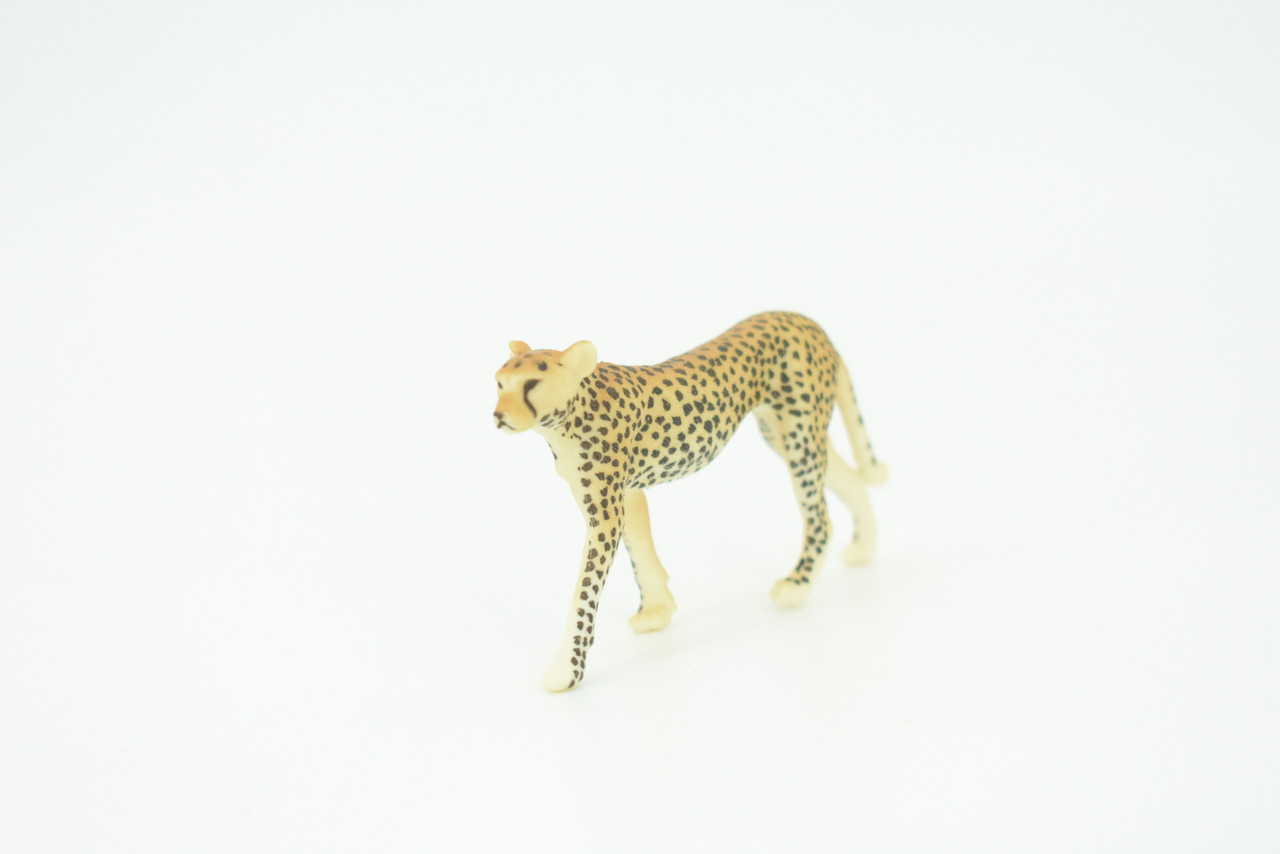 Cheetah, Big Cat, African speedster, Hand Painted, Educational, Rubber Animal, Realistic Figure, Lifelike Model, Gift,    3 "   SF28 B45