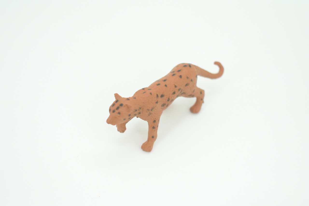 Leopard, Amur leopard, Far Eastern leopard, Hand Painted, Educational, Rubber Animal, Realistic Figure, Lifelike, Gift,    2 3/4"    SF51 B58