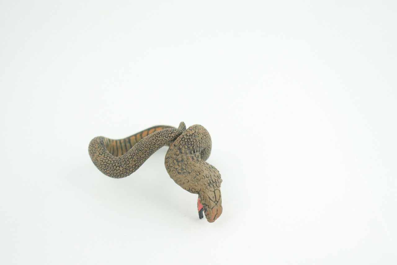 Cobra Snake Bracelet, Snake Wrist Band, Plastic Reptile, Educational, Realistic, Beautiful Design, Figure, Lifelike, Replica, Gift,     3"   RI67 B663 