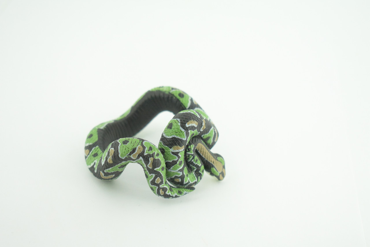 Green Boa Snake Bracelet, Snake Wrist Band, Plastic Reptile, Educational, Realistic, Beautiful Design, Figure, Lifelike, Replica, Gift,     3"   RI70 B663 