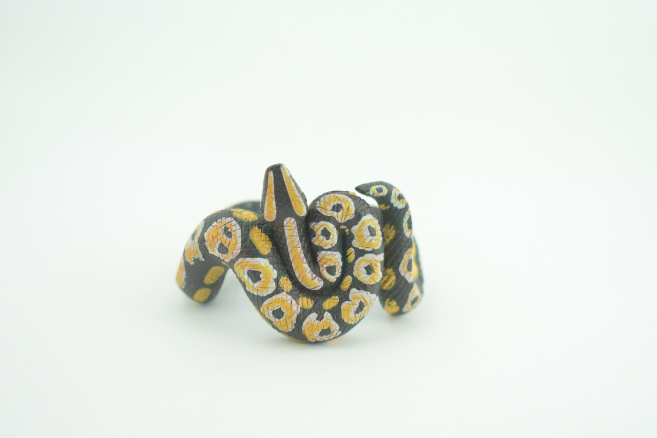 Yellow Boa Snake Bracelet, Snake Wrist Band, Plastic Reptile, Educational, Realistic, Beautiful Design, Figure, Lifelike, Replica, Gift,     3"   RI71 B663 