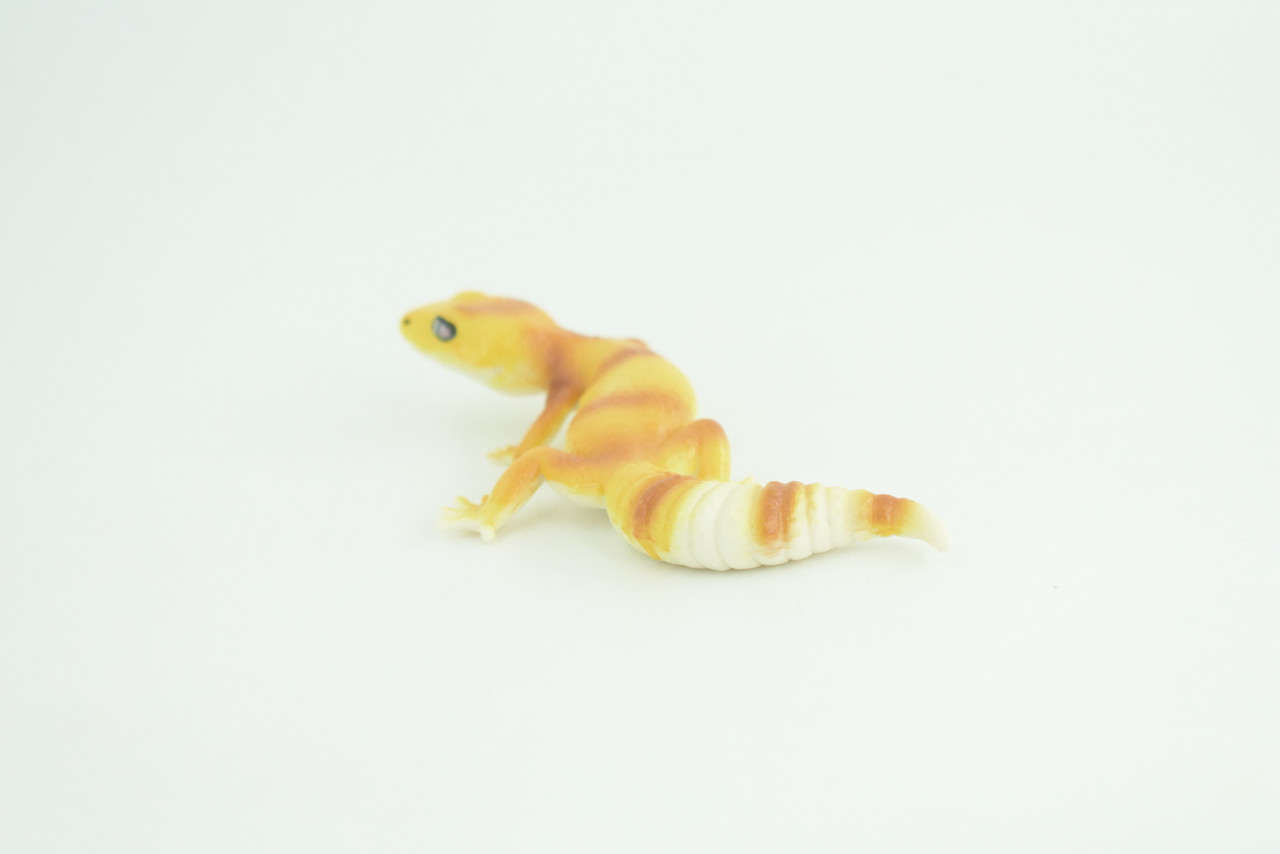 Gecko, Hand Painted, Reptiles, Educational, Museum Quality, Very Nice Rubber Reptile, Realistic Asian Gecko, Diorama, Toys, Kids, Gift,   4 Inches. CH866 BB199 