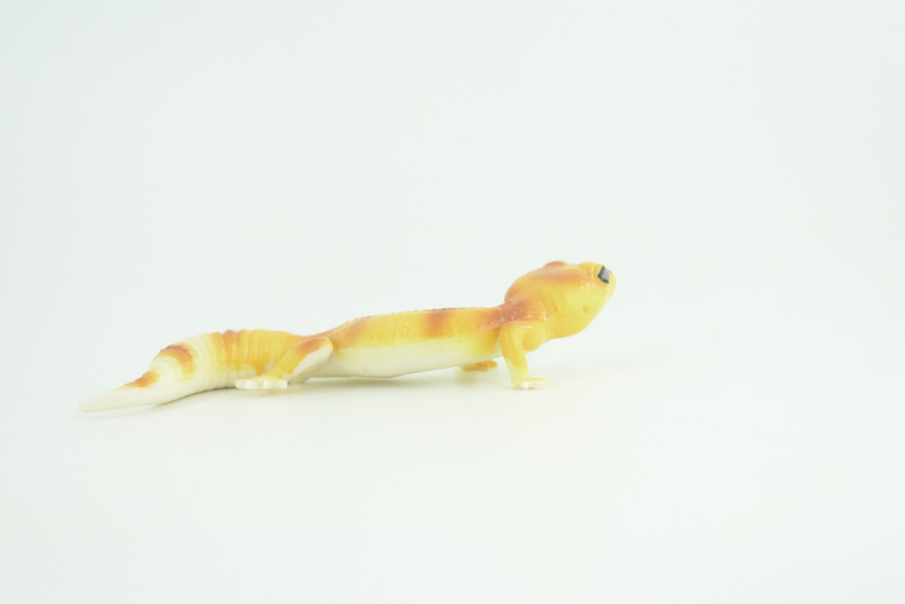 Gecko, Hand Painted, Reptiles, Educational, Museum Quality, Very Nice Rubber Reptile, Realistic Asian Gecko, Diorama, Toys, Kids, Gift,   4 Inches. CH866 BB199 