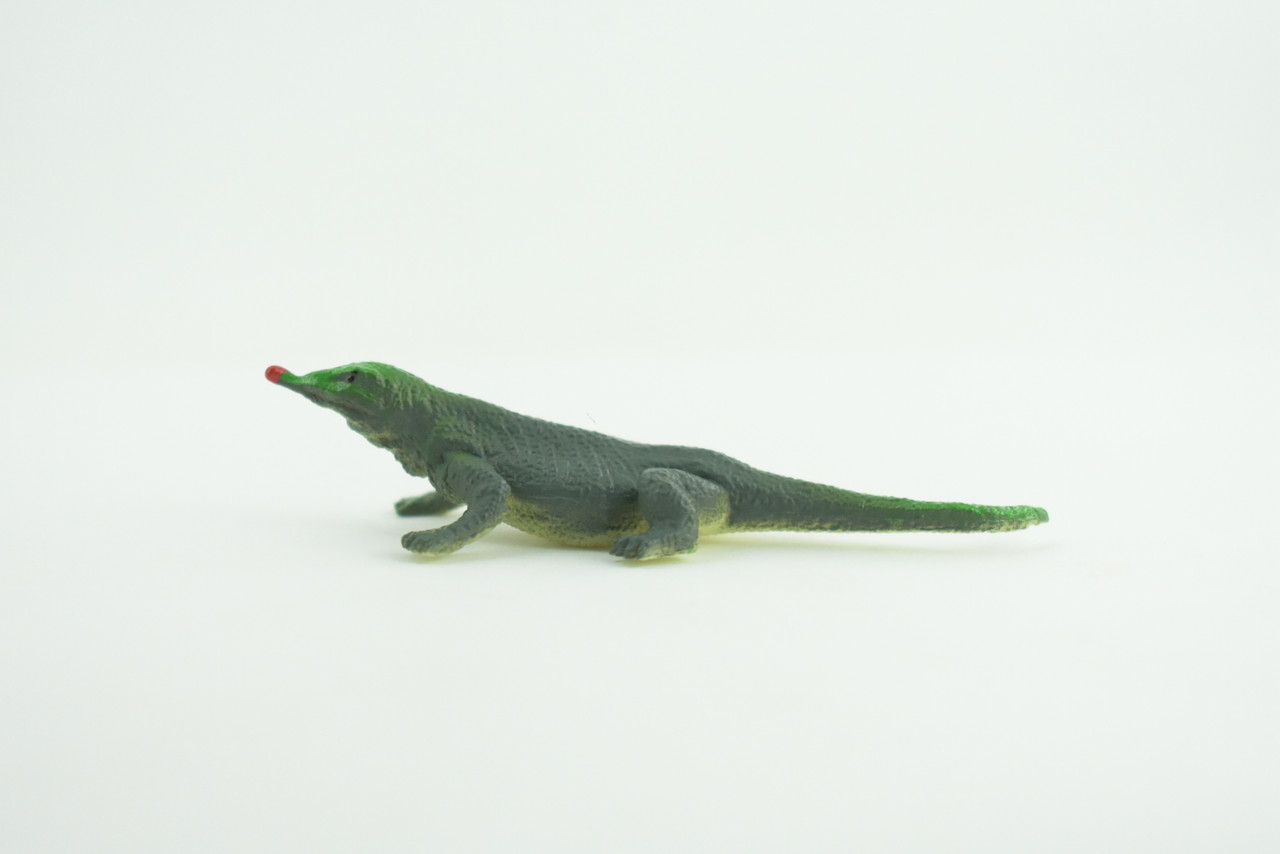 North American green anole Lizard, Rubber Reptile, Hand Painted, Educational, Realistic, Model, Replica, Toys, Kids, Gift,   2 1/2 Inches.    WR37 B197