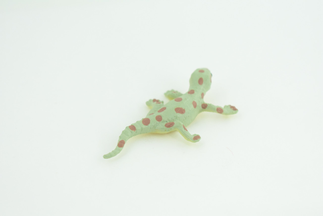 Spotted Gecko, Lizard, Rubber Reptile, Hand Painted, Educational, Realistic, Model, Toys, Kids, Gift,     2 1/2 Inches.    WR46 B197