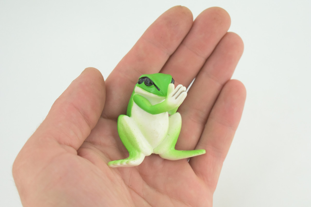 Frog Praying, Frog Showing Respect with Hands Together, Educational, Realistic, Diorama Model, Figure, Lifelike, Replica, Gift, 2 inches. CH1011 BB218
