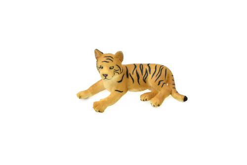 Tiger Cub, Realistic Toy Model Plastic Replica Animal, Kids Educational Gift  2.5"   M082 B644