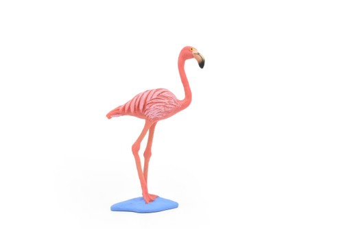 Flamingo, Museum Quality Toy Plastic Model, Hand Painted    3 1/2"    F1067 BB45