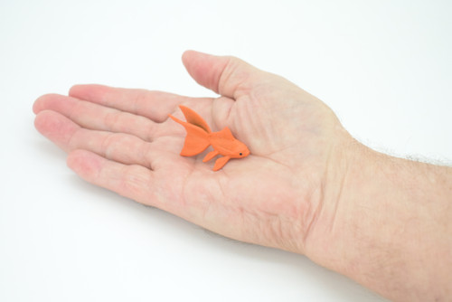 Fantail Goldfish, Fancy Goldfish, Rubber Fish, Realistic Figure, Educational, Lifelike, Toy Model, Figurine, Replica, Gift       1 3/4"   F1672 B63