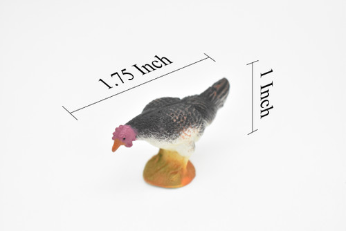 Chicken, Hen, Very Nice Plastic Reproduction     1 1/2"    F1850 B139