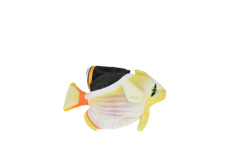 Butterflyfish, Tinkers, Tropical Fish Magnet, Fish Design, Realistic Figure, Educational, Figure, Lifelike, Model, Figurine, Replica,   5 1/2 Inches. 