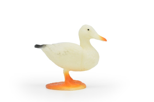 White Goose, Domestic Barnyard goose, Snow Geese, Very Nice Plastic Design, Bird, Educational, Hand Painted, Diorama Figure, Lifelike Model, Toy, Gift, 3 1/2 inches. 