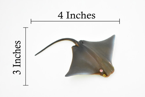 Cownose Ray, Skate, Museum Quality, Educational, Rubber Fish, Hand Painted, Realistic Toy Figure, Diorama Model, Kids, Educational,  4 Inches. 