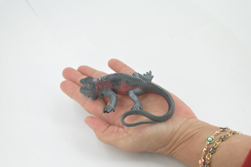 Iguana, Marine iguana, Lizard, Museum Quality, Hand Painted, Rubber, Realistic, Toy, Figure, Model, Replica, Kids, Educational, Gift,    5"     CH489 BB154
