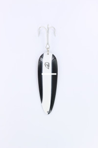 Eppinger 00-03 Dardevle Spoon, 3 - 5/8", 1 oz, Black/White Stripe - 00-03 Eppinger 00-03 Dardevle Spoon, 3 - 5/8", 1 oz, Black/White Stripe - 00-03