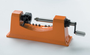 Lyman 7862000 Universal Trimmer w/9 - Pilots - 7862000