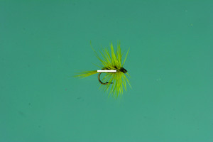 Jackson Cardinal 819-18 Dry Fly - #18, Olive Midge - 819-18 Jackson Cardinal 819-18 Dry Fly - #18, Olive Midge - 819-18
