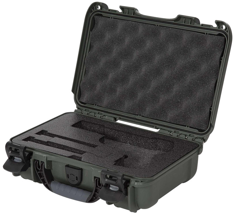 Nanuk 909CLASG6 909 Classic Gun Case Waterproof  Airline Approved Olive Polyethylene w ClosedCell Foam 11.44 L x 7 W x 3.68 H Interior Dimensions - 909CLASG6