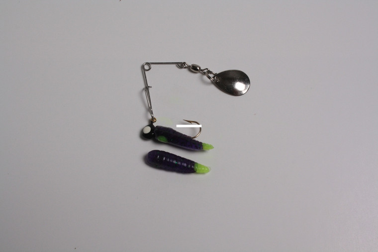 Betts Spin Grub - 1/32oz June Bug/ChtTail 12cd