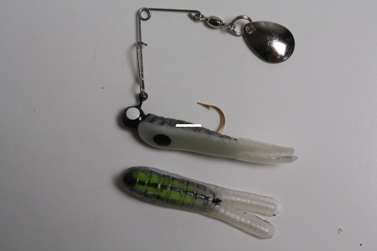 Betts Spin Split Tail - 1/16oz Bullfrog 12/cd