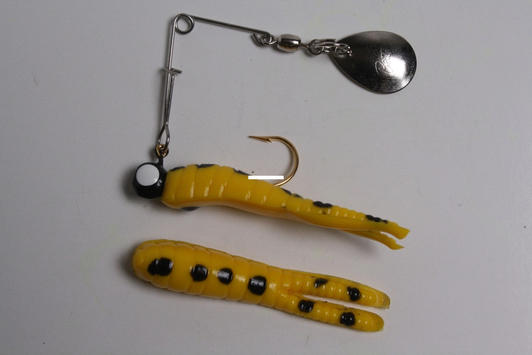 Betts Spin Split Tail - 1/16oz Ylw/Black Spots 12/cd