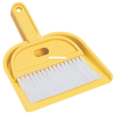 Stansport 319 Whisk And Dust Pan - 319
