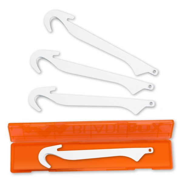 Outdoor Edge RRG-4 RRG-4 RazorSafe - 4 Gutting Blade Pack fits 3.5" - RRG-4