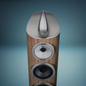800 Series Diamond D5 Speakers