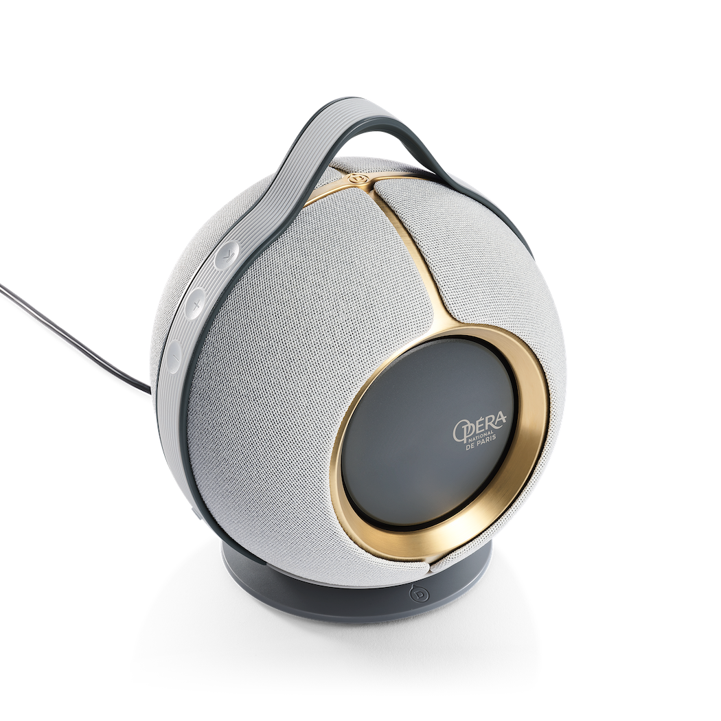 <Devialet Mania Station> ワイヤレス充電ドック Devialet Mania Station Charging Dock