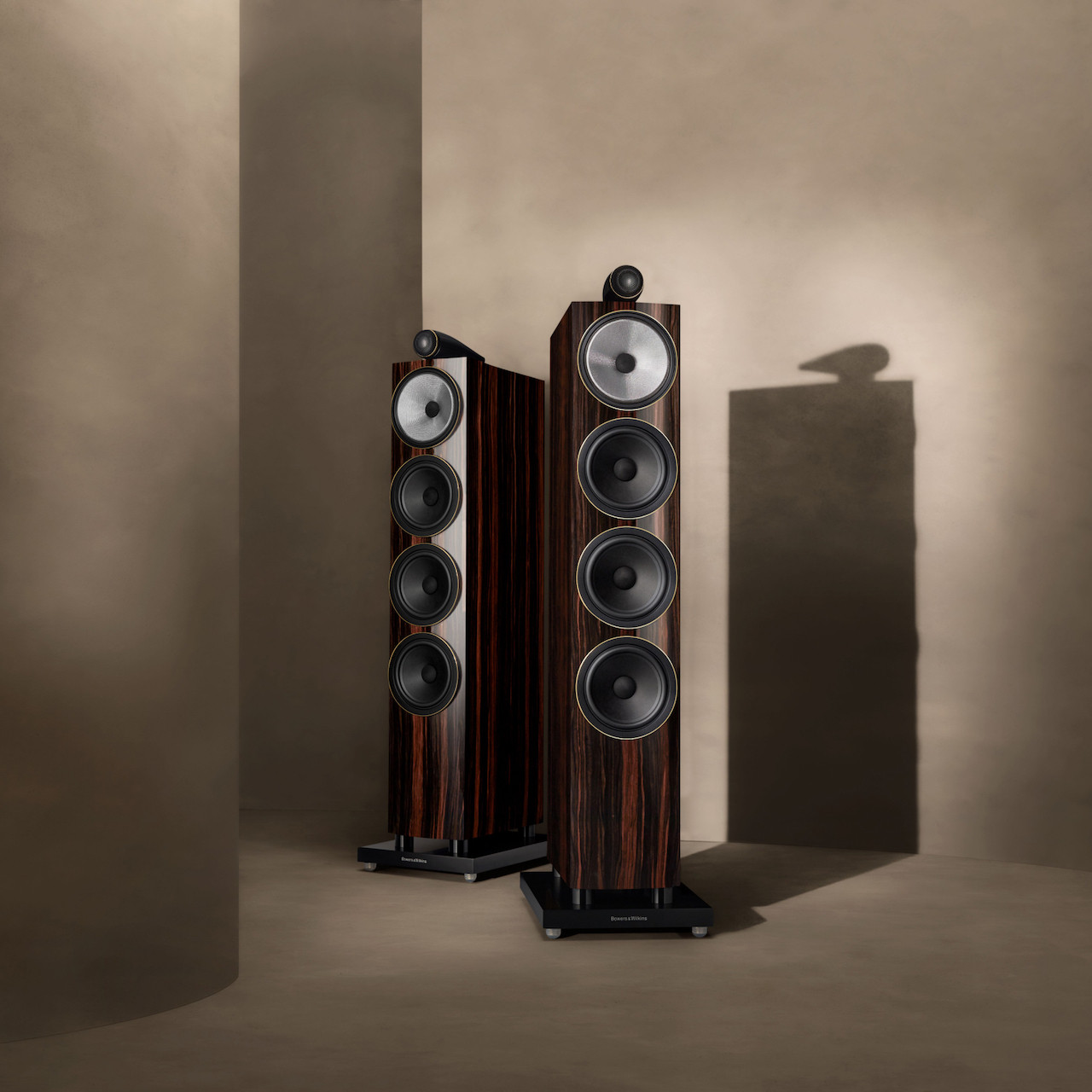 Bowers & Wilkins 702 S3 Signature Floorstanding Speakers