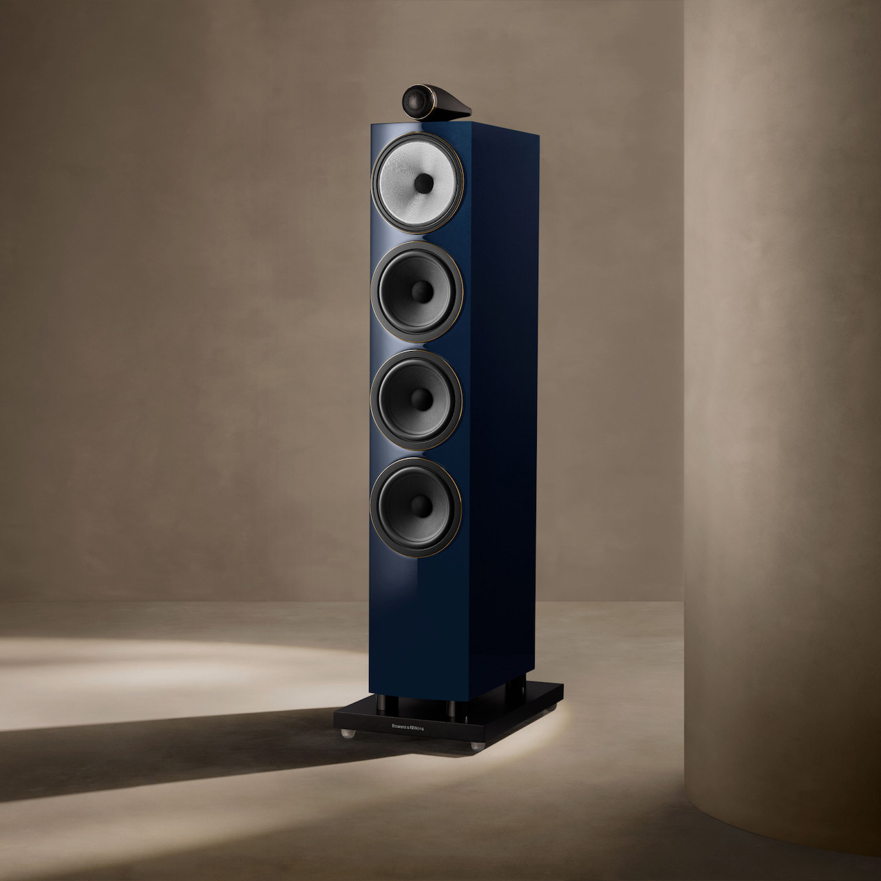 Bowers & Wilkins 702 S3 Signature Floorstanding Speakers