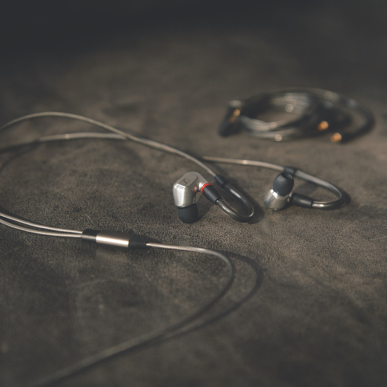 SENNHEISER　IE900 Sennheiser IE 900 In-Ear Headphones