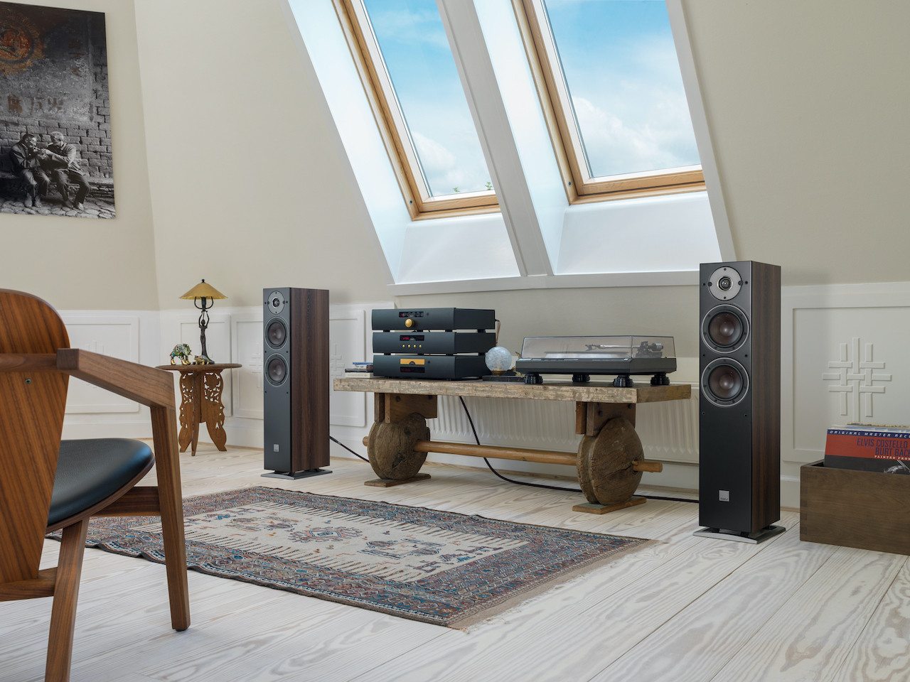Dali Oberon 5 Compact Floorstanding Speakers