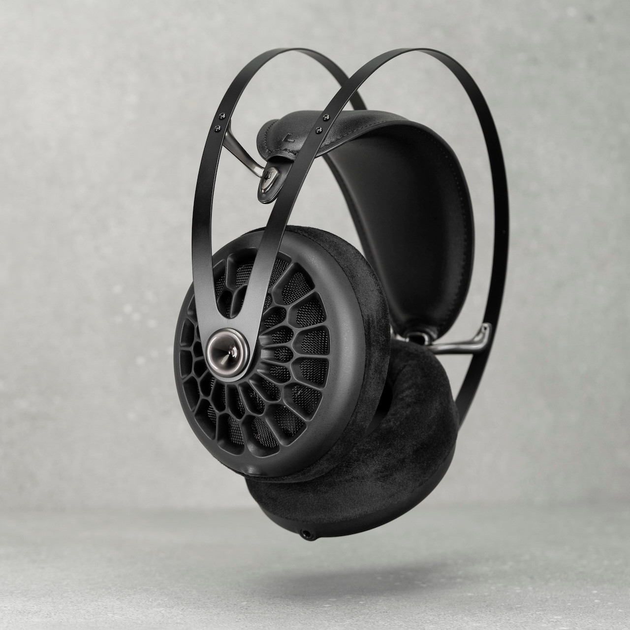 MEZE AUDIO 105 AER 保証あり Meze Audio 105 AER Premium Open-Back Audiophile Headphones