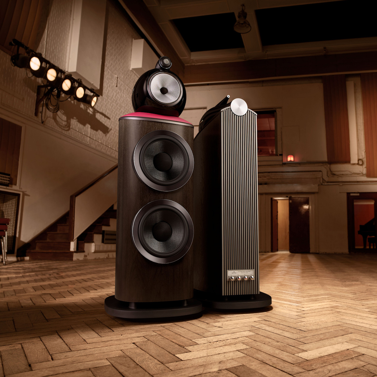 Bowers ＆　Wilkiris　CMB Bowers & Wilkins 801 Abbey Road Limited Edition Floorstanding Speakers