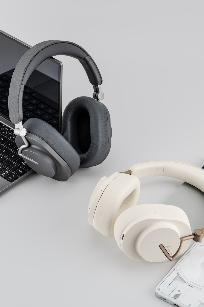 MoonDrop Edge 白色 Moondrop Edge Wireless Noise-Cancelling Headphones - Bay Bloor Radio