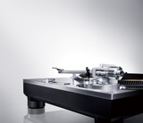Technics  SL-1200G Grand Class Direct Drive Turntable 