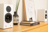 Totem  KIN Play V3 Powered Bookshelf Speakers