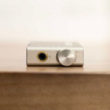 FiiO RR11 Portable FM Radio with Headphone Amplifier